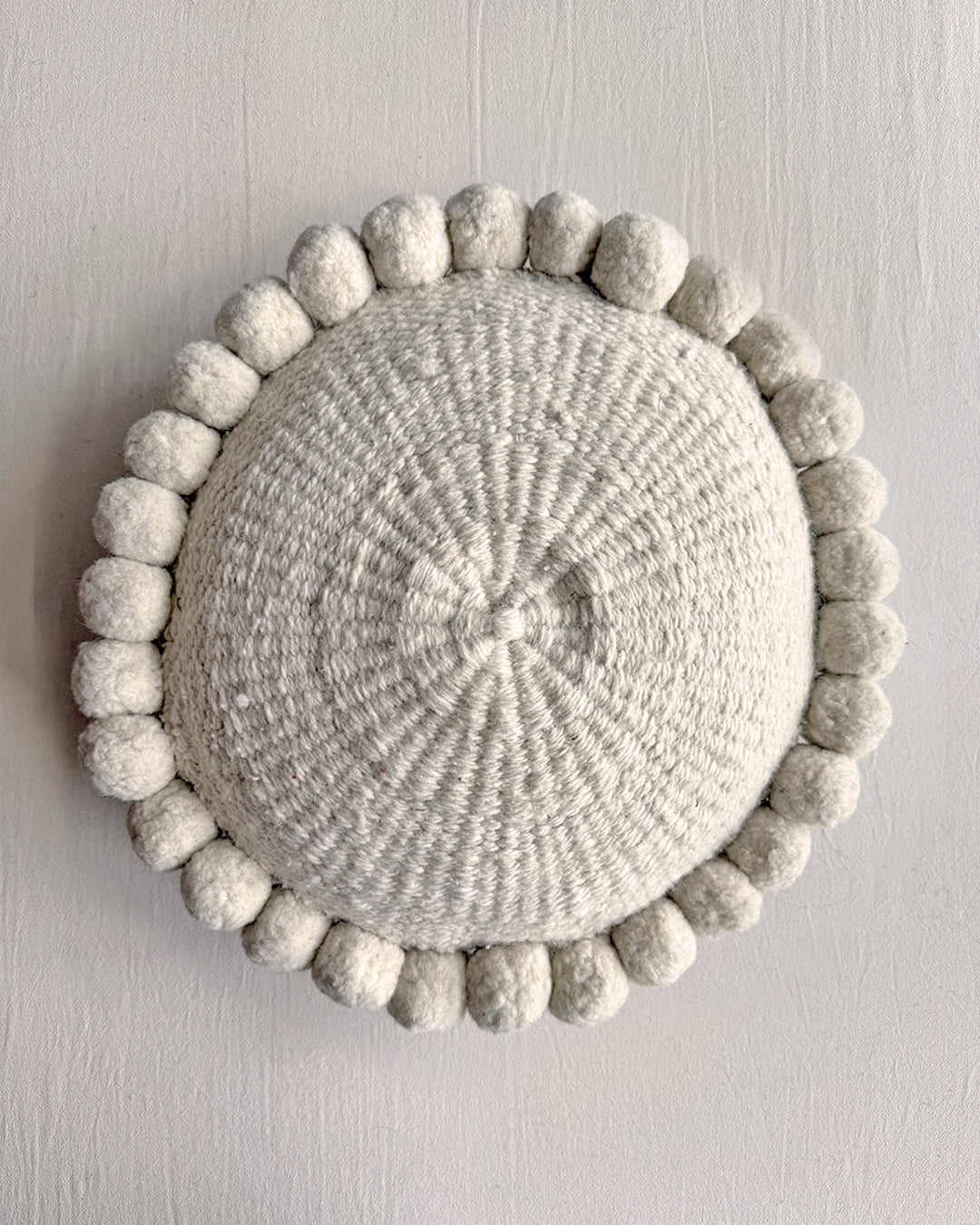 Round Pom Pom Cushion – Natural (M)