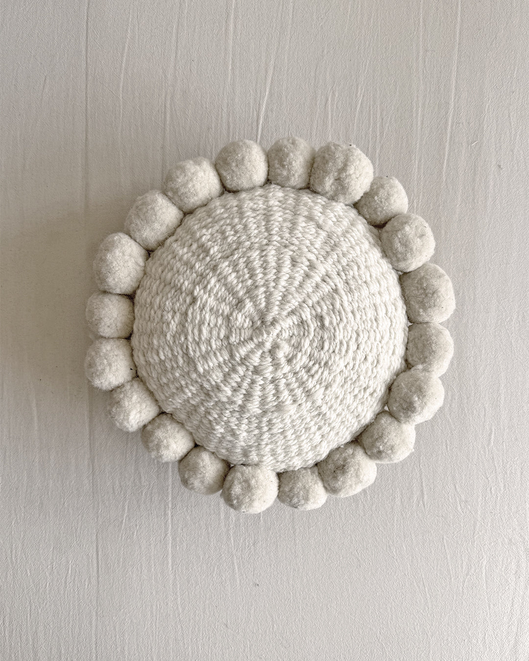 Round Pom Pom Cushion – Natural (S)