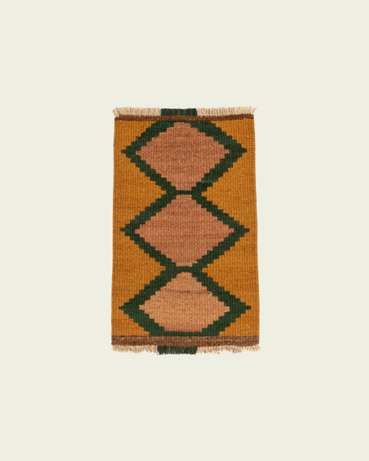 Qom Placemat #317-22