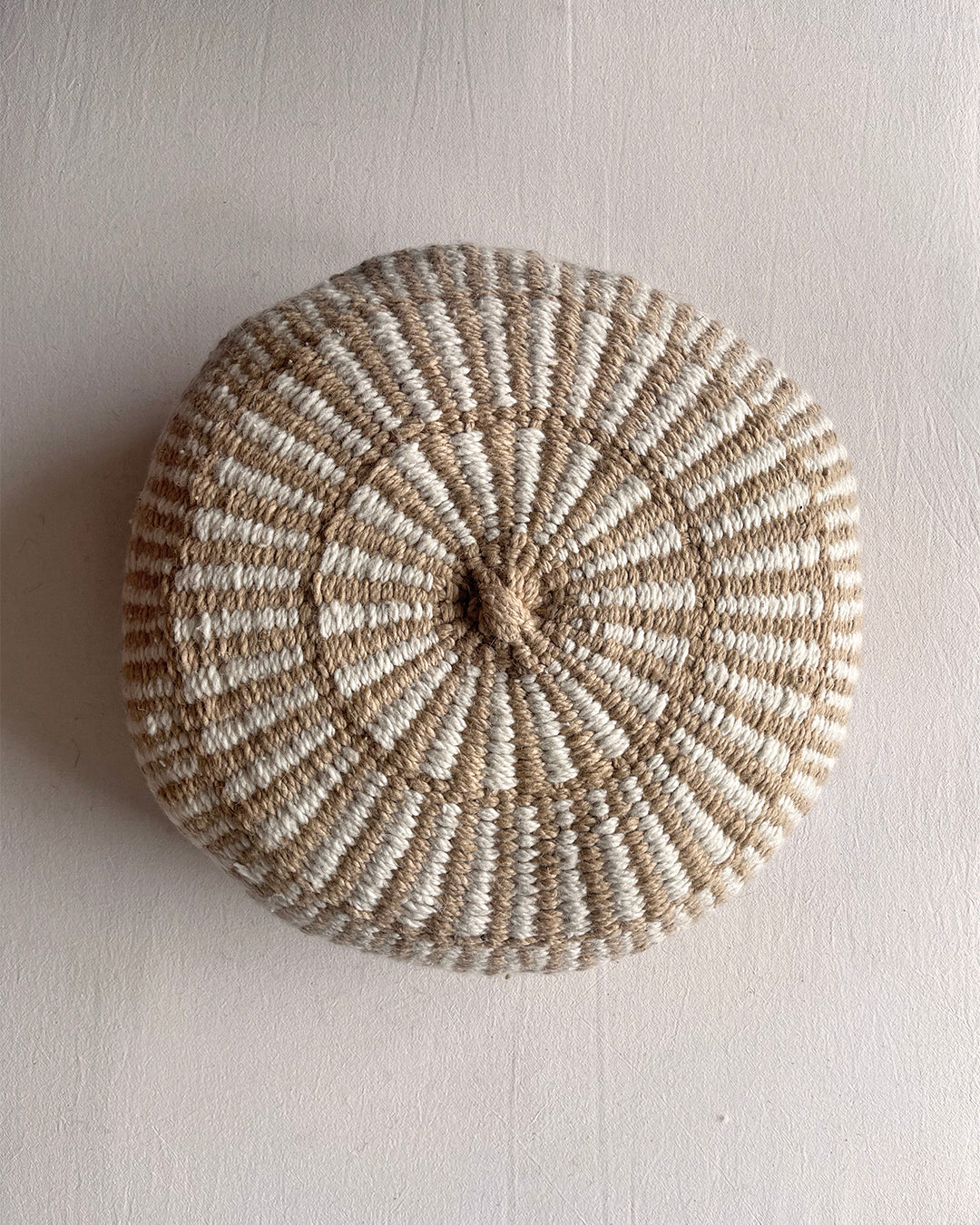 Round Cushion – Sand & Natural (M)