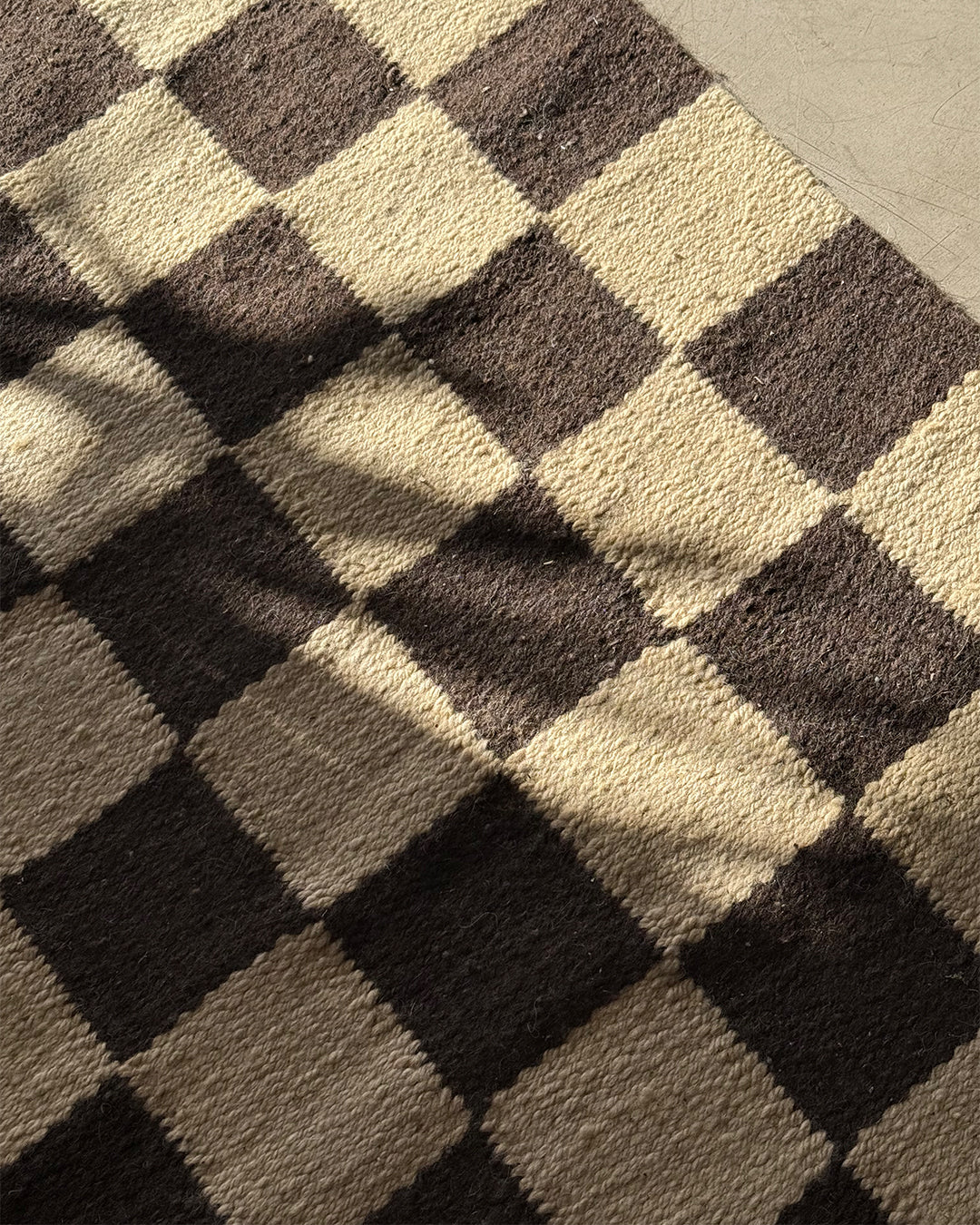Checkered Runner - Black & Sand